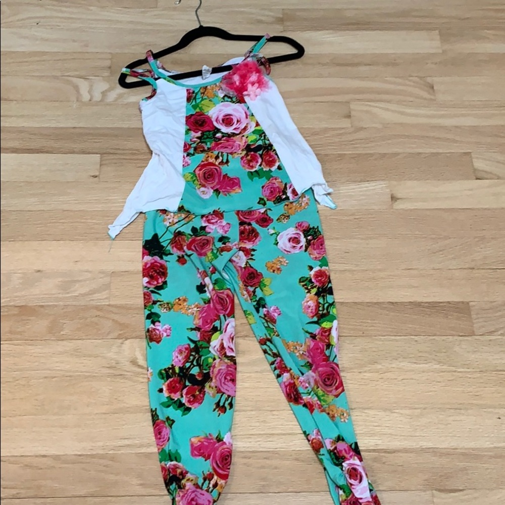 Floral tank top and leggings
